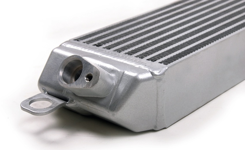 CSF Cast-Endtank Race-Spec Oil Cooler (E9X M3)