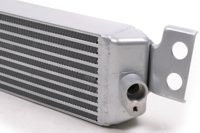 CSF Cast-Endtank Race-Spec Oil Cooler (E9X M3)