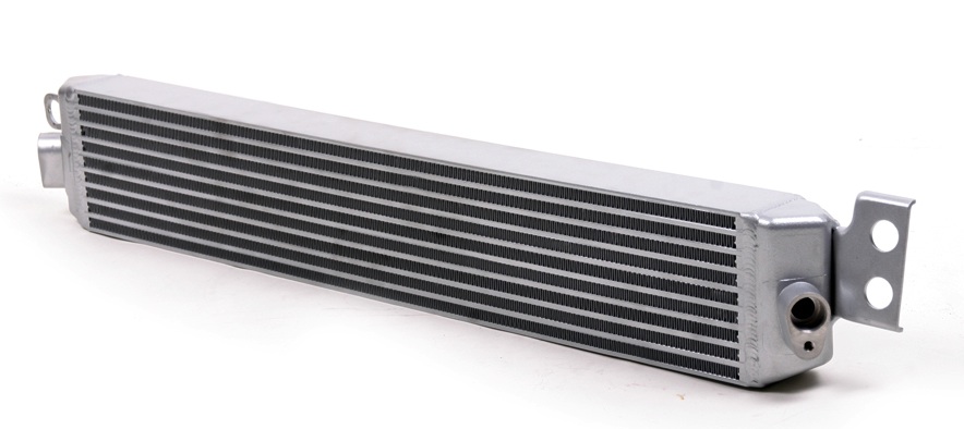 e9x oil cooler CSF Cast-Endtank Race-Spec Oil Cooler (E9X M3)