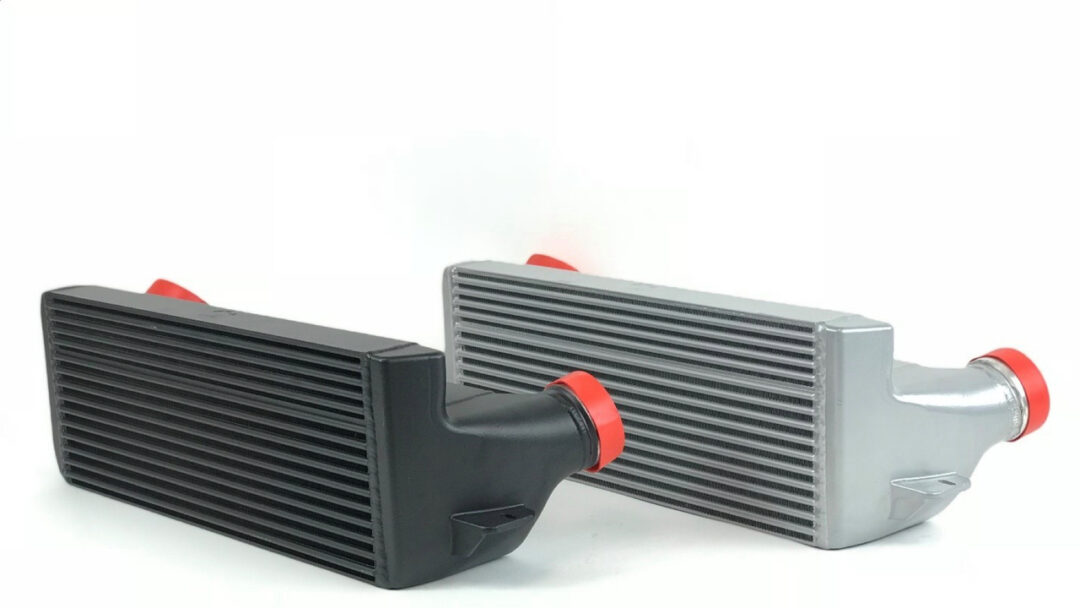CSF High Performance Stepped-Core Intercooler (E8X/E9X N54/N55) CSF High Performance Stepped-Core Intercooler (E8X/E9X N54/N55)